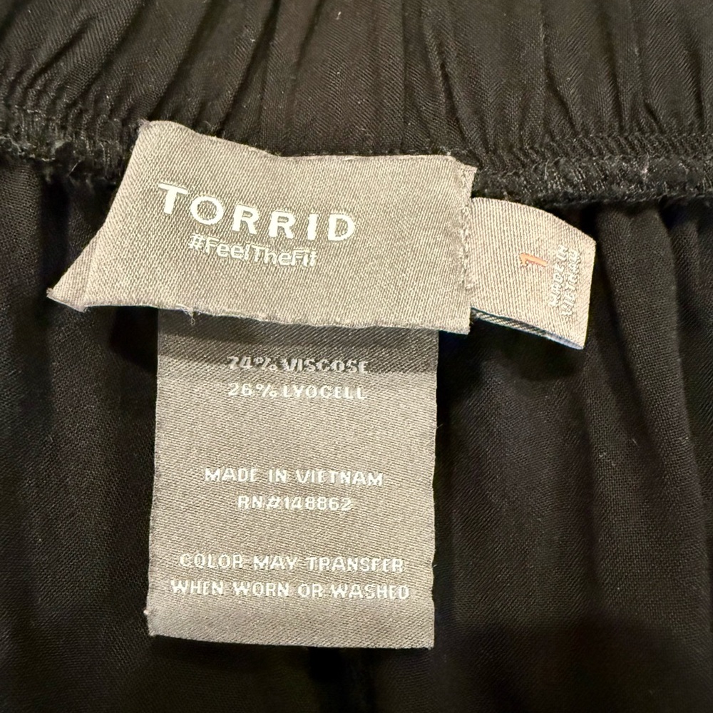 Torrid High Waist Black Shorts - Picture 3 of 4